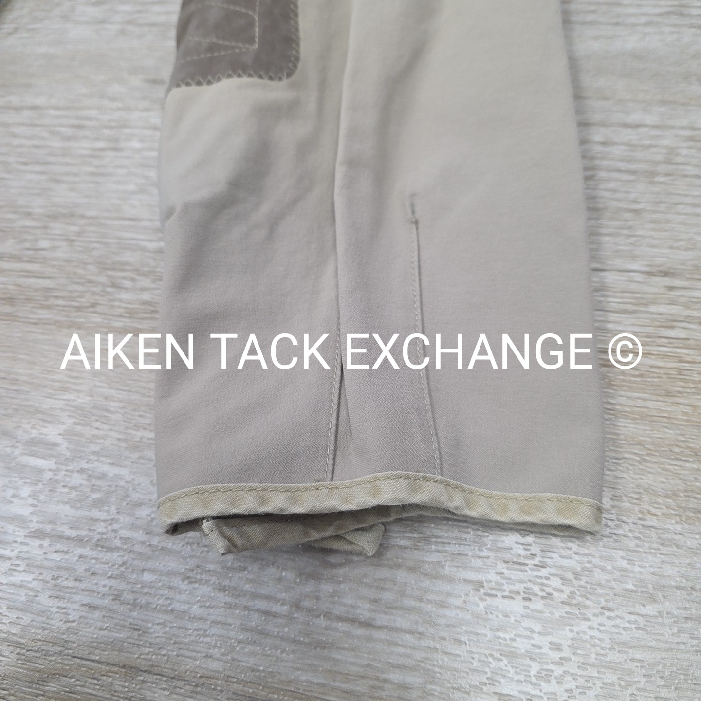 Tailored Sportsman Trophy Hunter Knee Patch Breeches, Size 30
