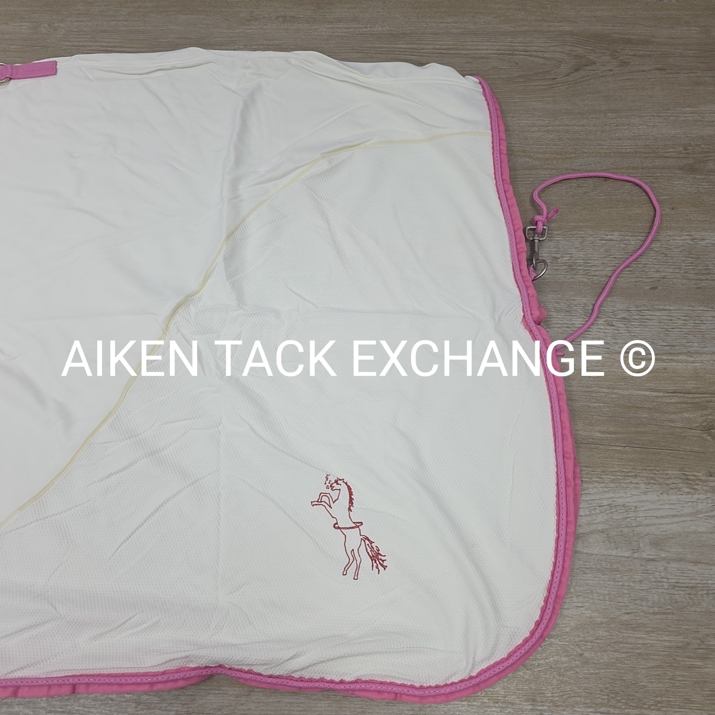 Fenwick Equestrian Pop Star Dress Sheet Sporty Cooler, 68"