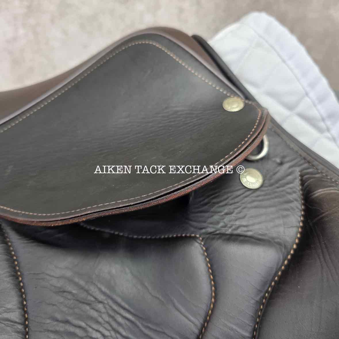 **On Trial** 2014 Devoucoux Chiberta Monoflap Jump Saddle, 18.5" Seat, M/MW Tree, Wool Flocked Panels