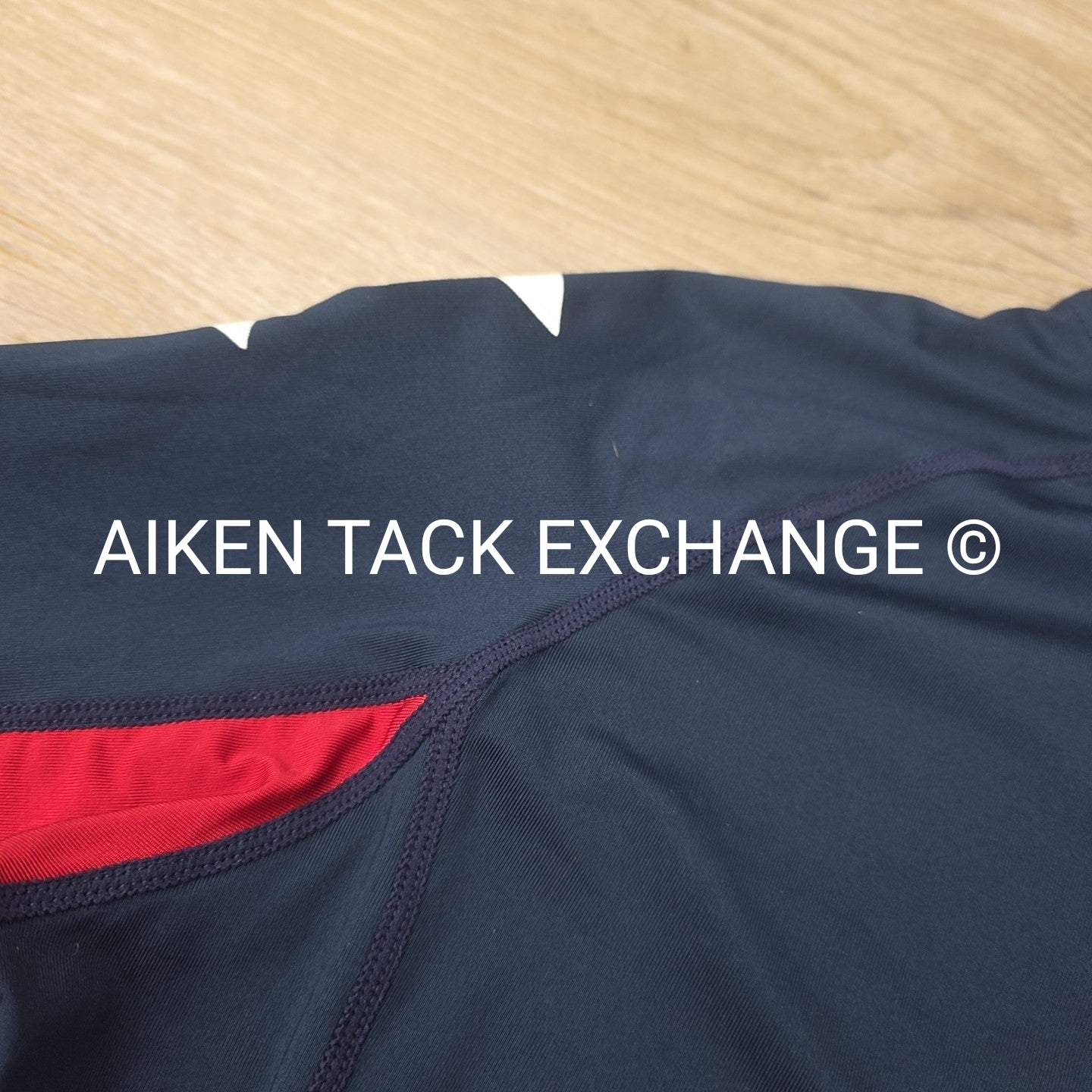 QHP Vegas Sport Long Sleeve Top, Size 42