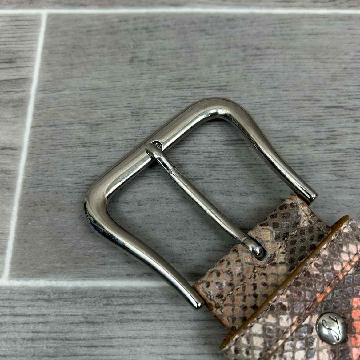 Tailored Sportsman Wide Snakeskin Belt, Size Small