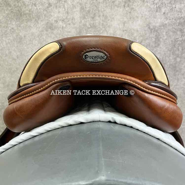 **SOLD** 2019 Prestige Paris Classic Close Contact Jump Saddle, 18" Seat, 33 Tree - Medium (Adjustable), Foam Panels