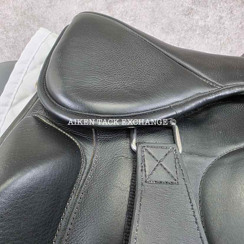 **SOLD** Freeform Lightweight Treeless Classic Trail Endurance Saddle, 17" Seat