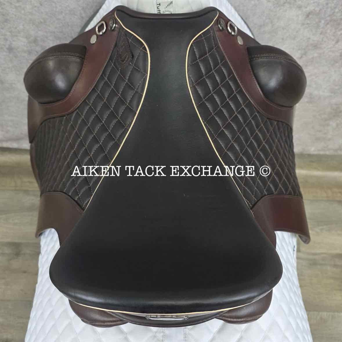 DP 3220DL Bolero Deluxe Dressage Saddle, 18" Seat, Ultra-Flex Tree - Adjustable Gullet, Wool Flocked Panels