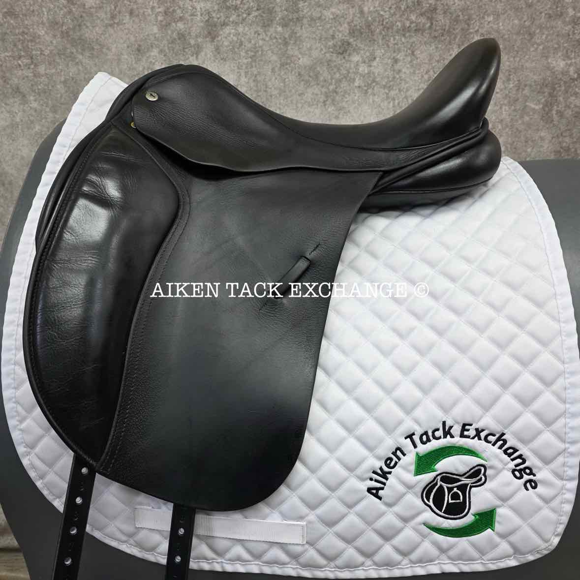 2007 Black Country Eloquence Dressage Saddle, 18" Seat, Wide Tree, Wool Flocked Panels
