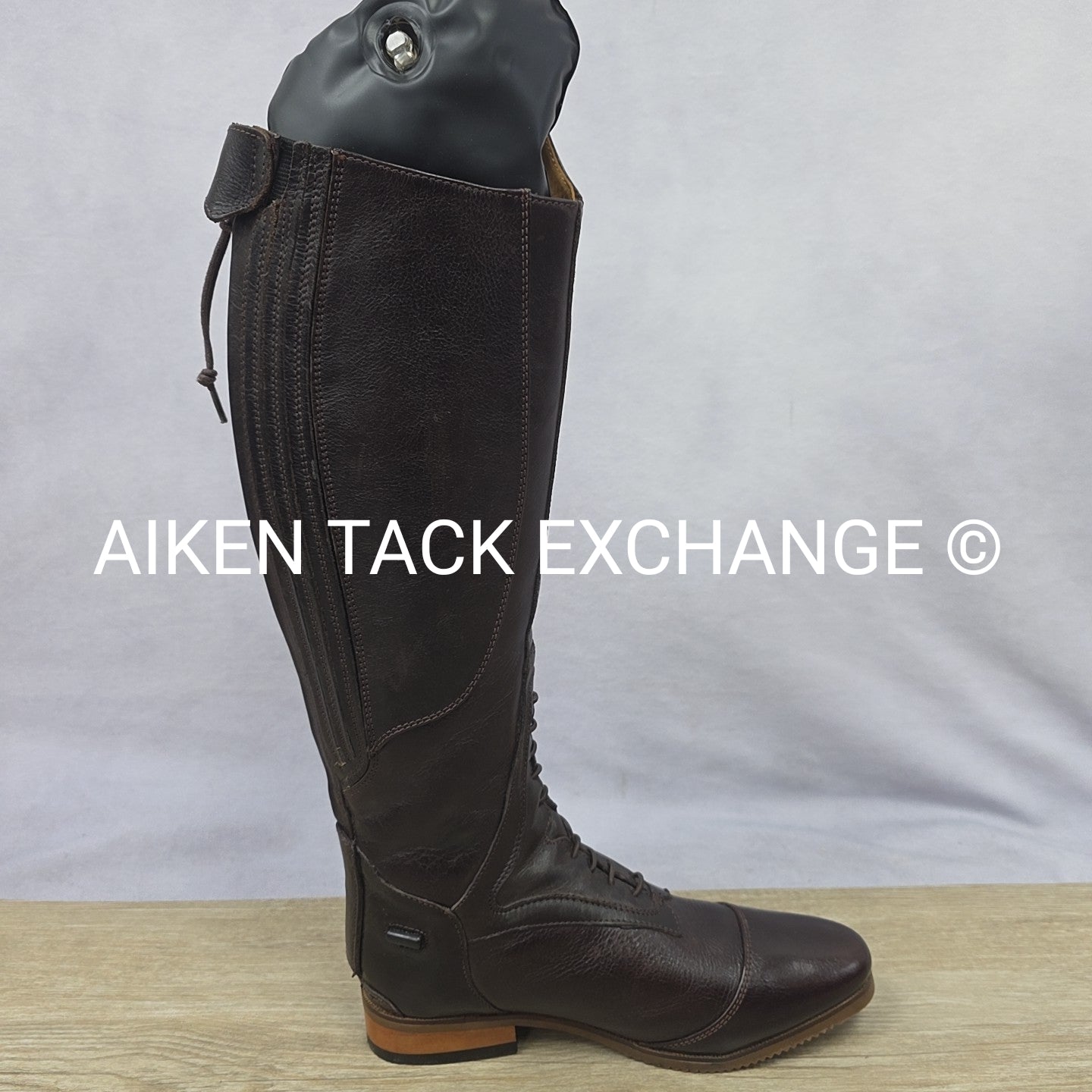 Mountain Horse Sovereign Field Boot, Size 6 Regular Short