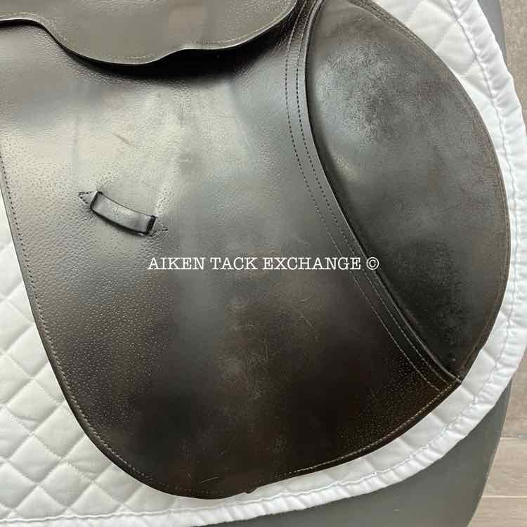 English Close Contact Jump Saddle, 17" Seat, Medium Tree, Foam Panels