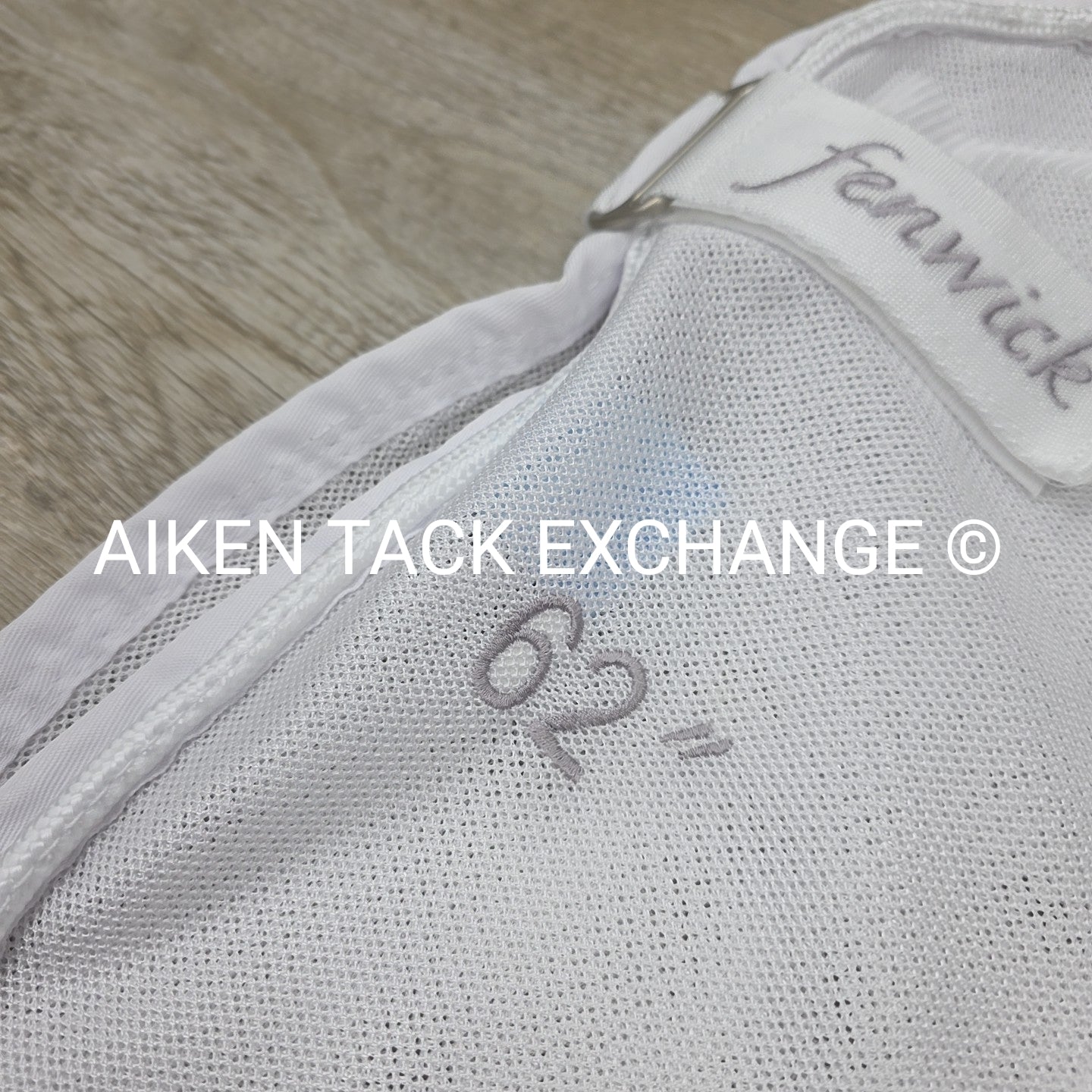Fenwick Equestrian BodyGuard Mesh Cooler, White (has some marks) 62"