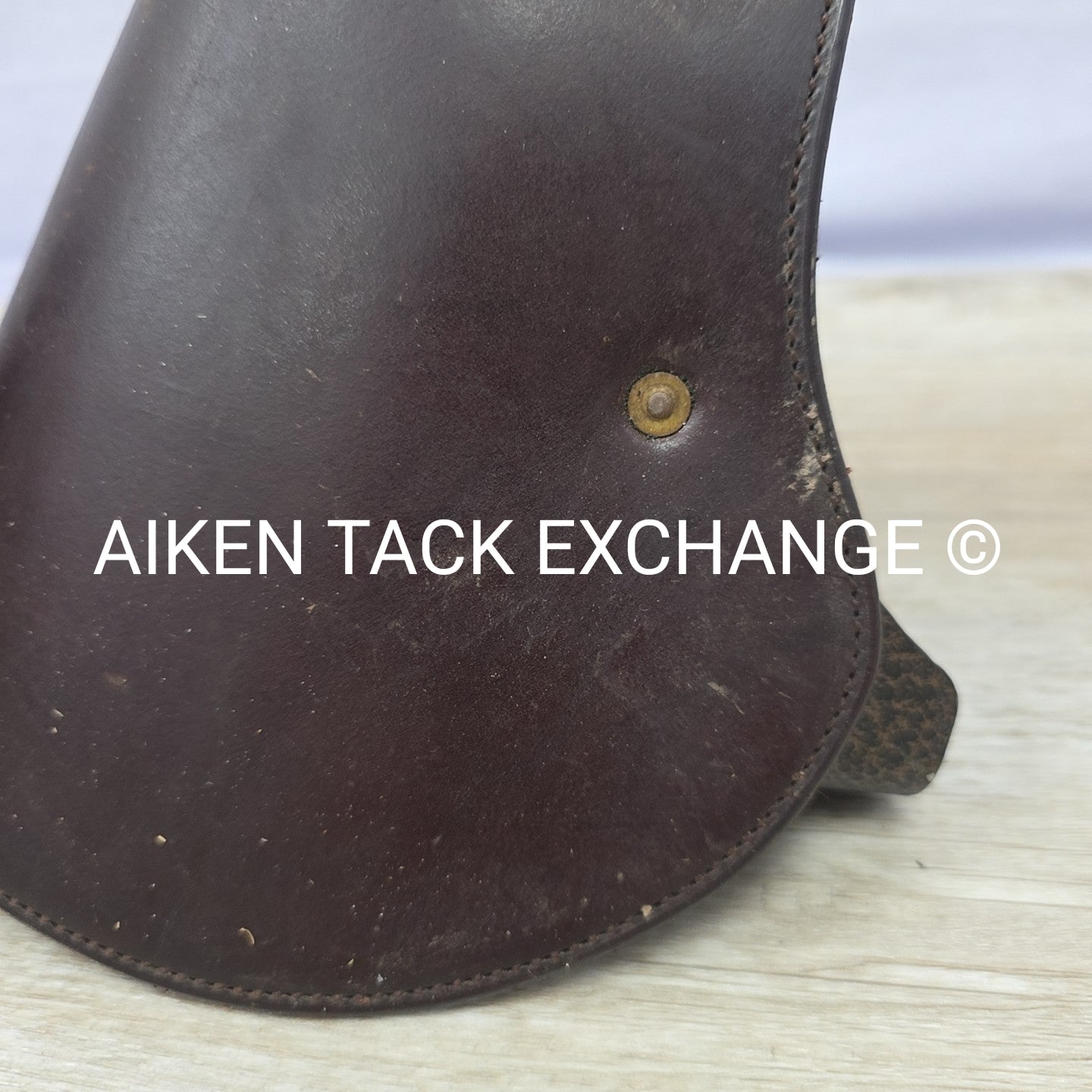 Tucker Ergobalance Hooded Western Stirrups, Missing Rubber Foot Cushion