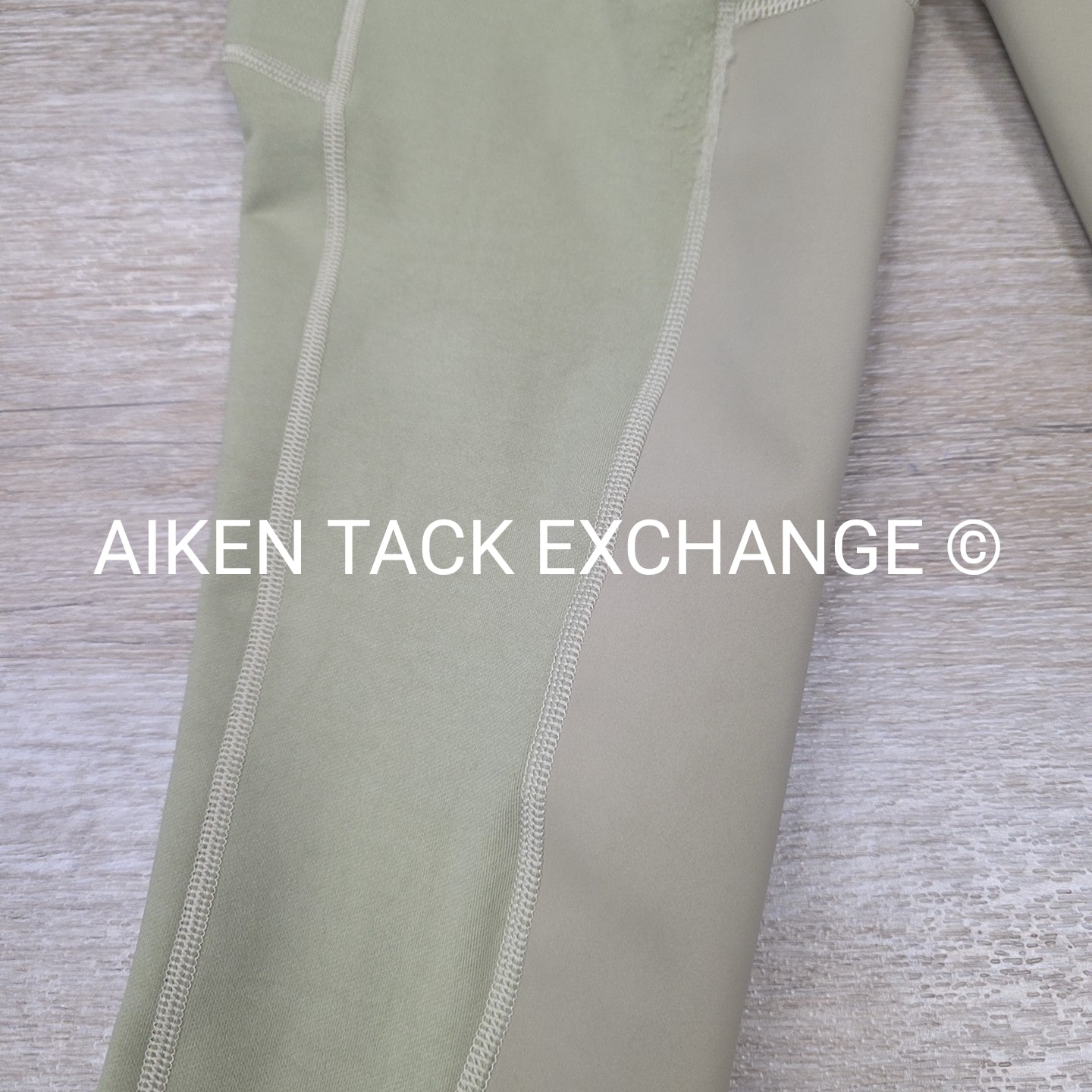 Kerrits Full Seat Tights, Size Medium