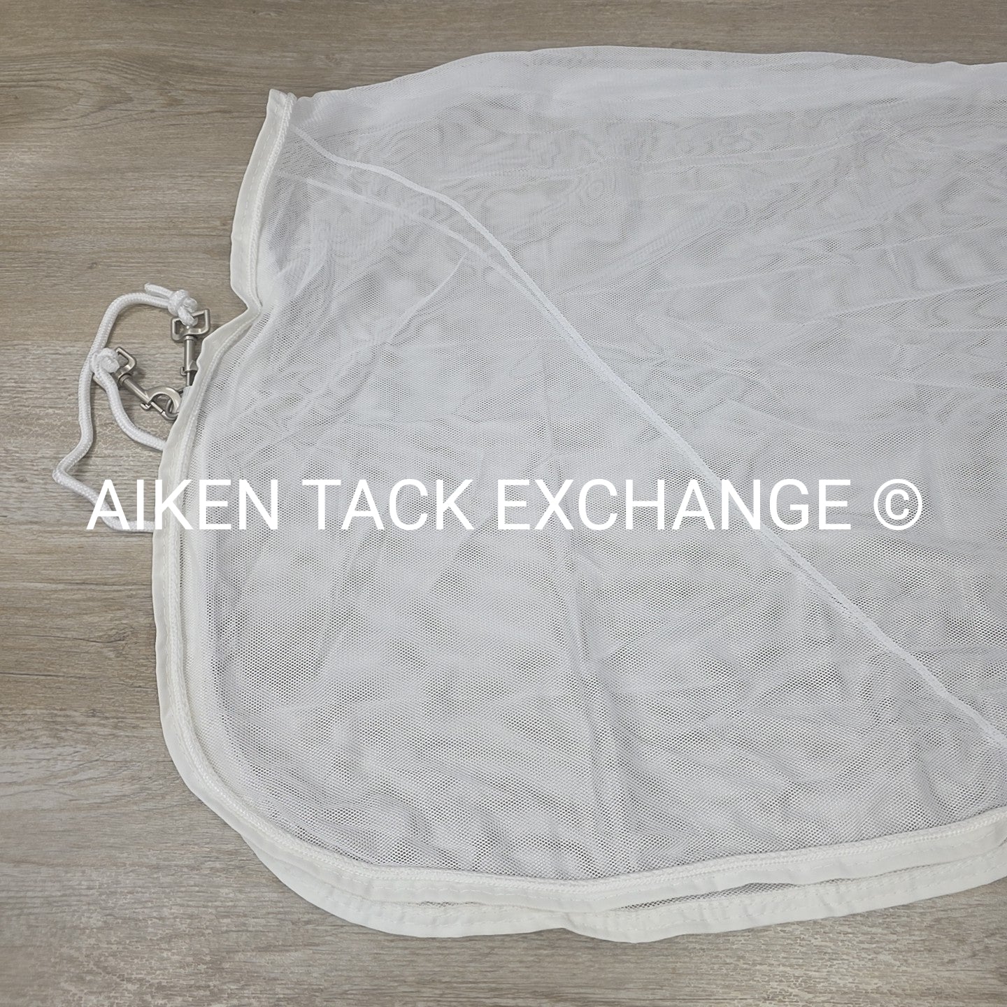 Fenwick Equestrian BodyGuard Mesh Cooler, White (has some marks) 60"