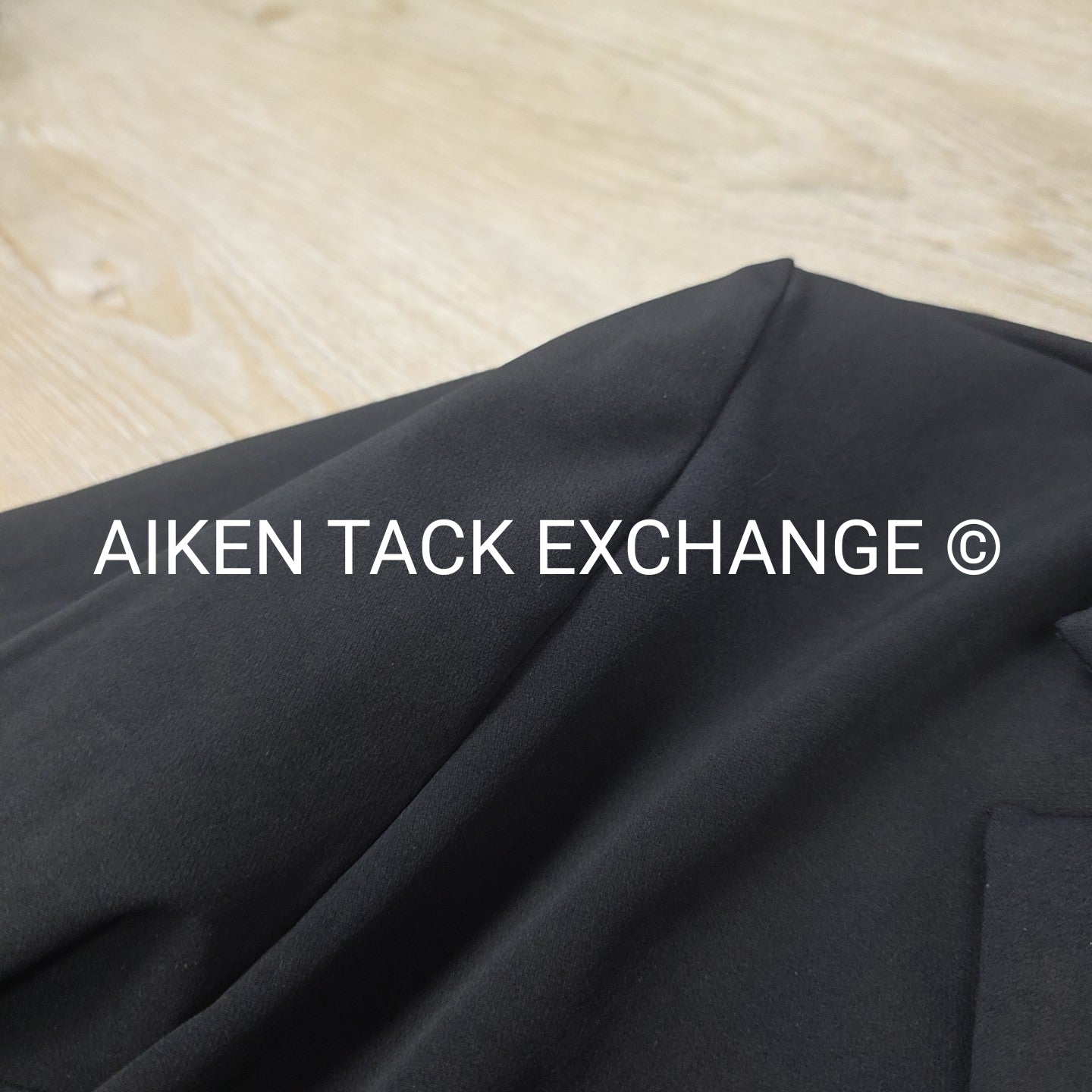 TuffRider Raleigh Show Coat, Size Medium