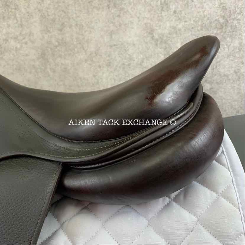 2014 CWD SE06 Close Contact Jump Saddle, 17" Seat, 3C Flap, Medium Tree, Foam Panels