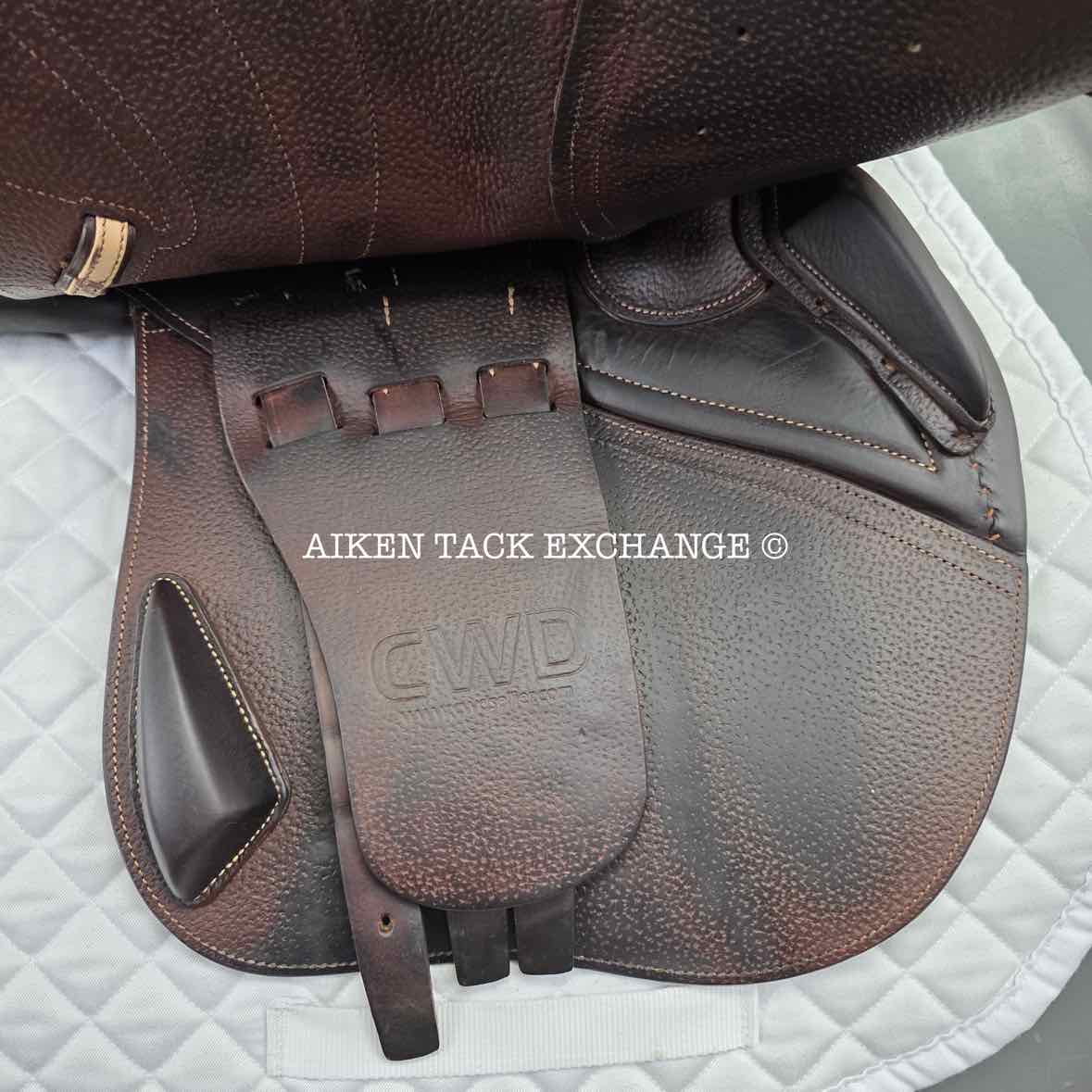 2016 CWD SE32 2GS Mademoiselle Close Contact Jump Saddle, 17.5" Seat - S2, 3L Flap, Dynamick Flex Tree - MW, Full Buffalo Leather
