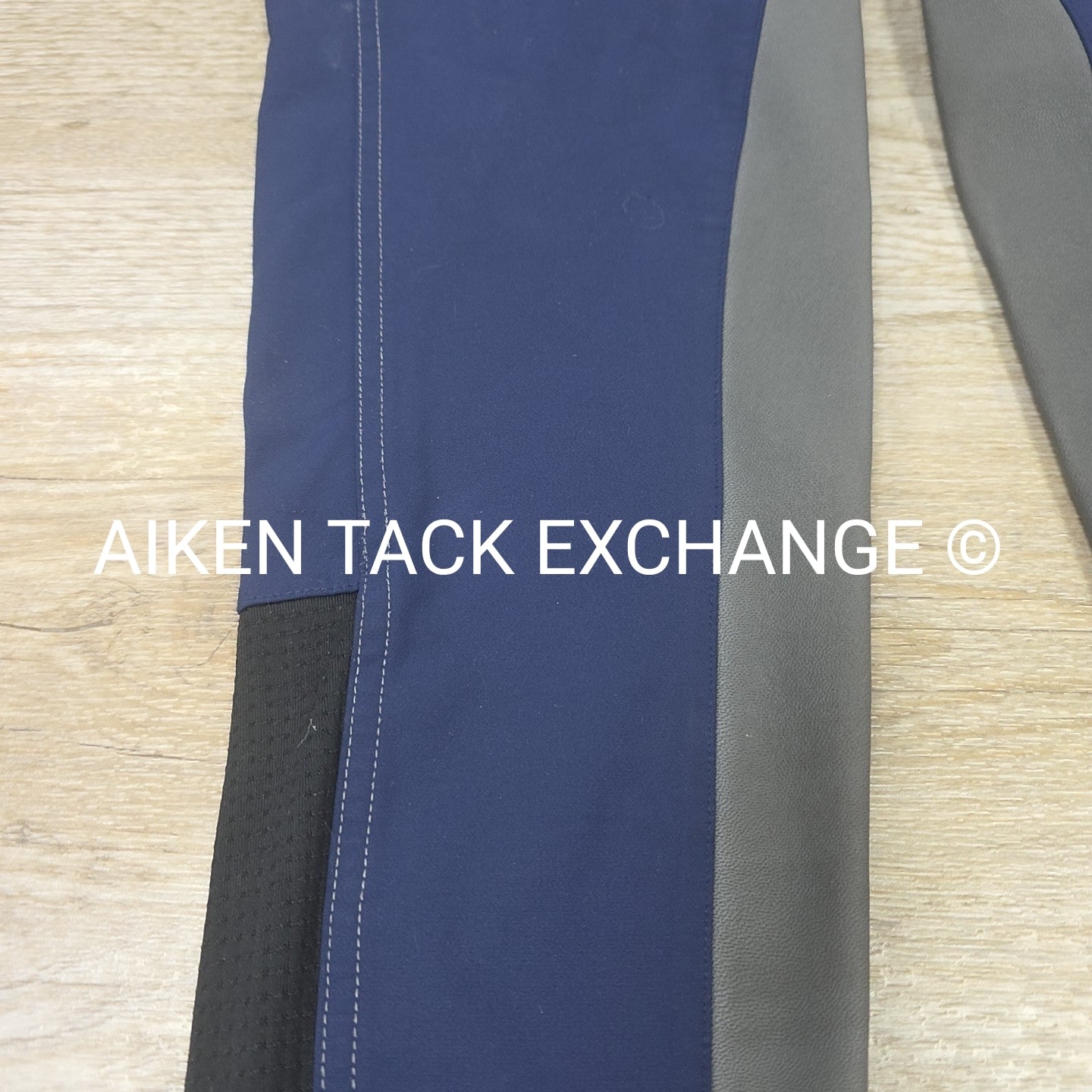 Kerrits Full Seat Breeches, Size Medium