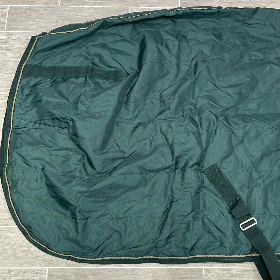 Beval Stable Blanket 84"