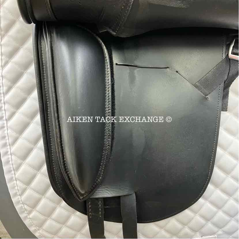 **SOLD** 2013 Schleese Infinity II Dressage Saddle, 17.5" Seat, Adjustable AdapTree, Wool Flocked Panels