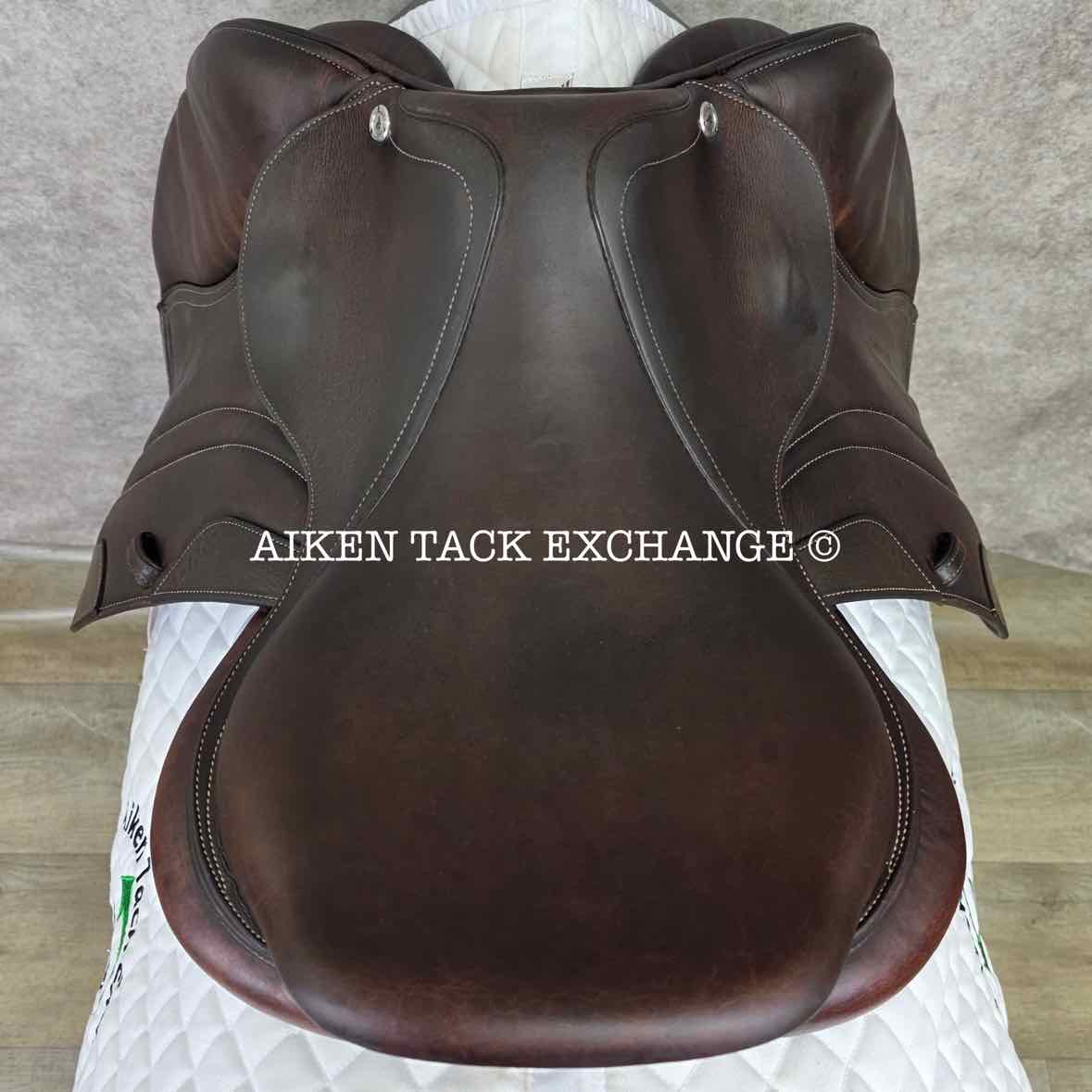 2019 CWD SE01 Close Contact Jump Saddle, 17" Seat, 3C Flap, Medium Tree, Foam Panels, Full Buffalo Leather
