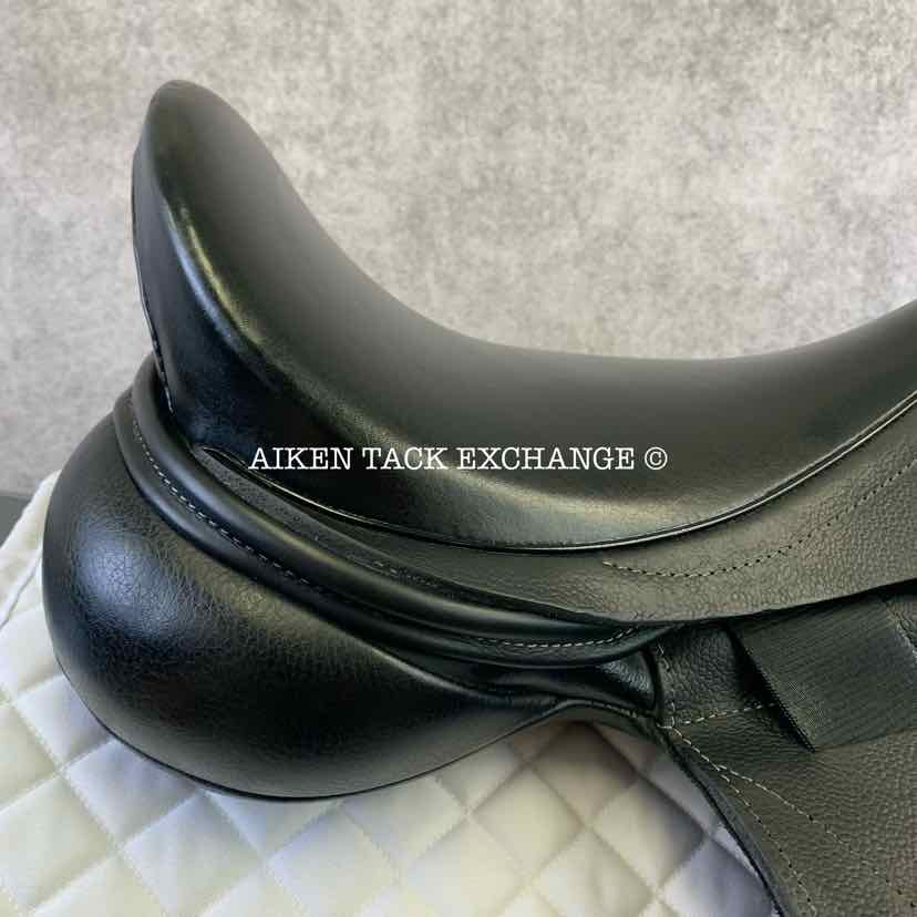 2018 Custom Saddlery Advantage Monoflap Dressage Saddle, 18" Seat, Adjustable Tree, Wool Flocked Pony Panels