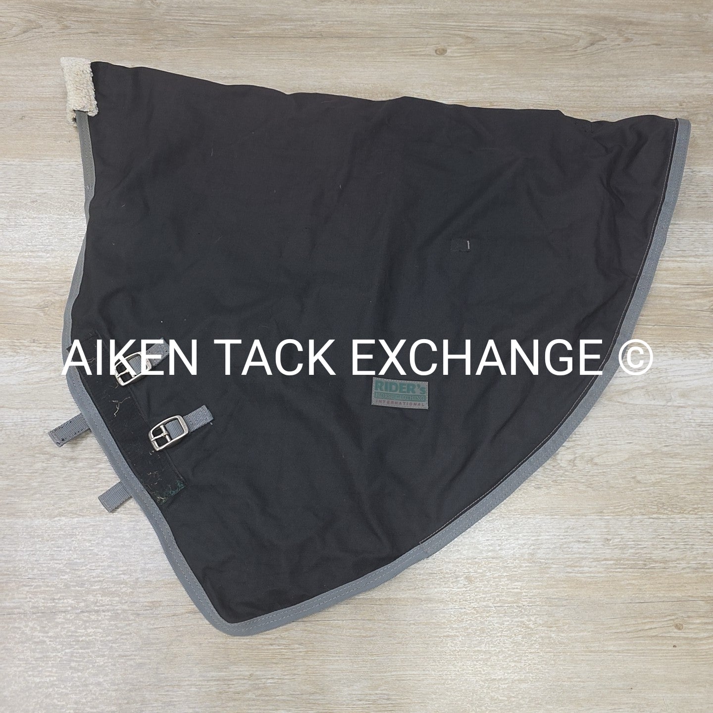 Dover Saddlery Riders International 0 G Fill Neck Cover, Size Large