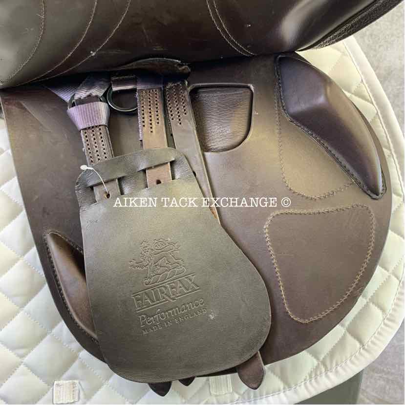 **SOLD** 2022 Fairfax World Class Dual Flap Jump Saddle, 17.5" Seat, Adjustable Tree - Changeable Gullet, Wool Flocked Panels