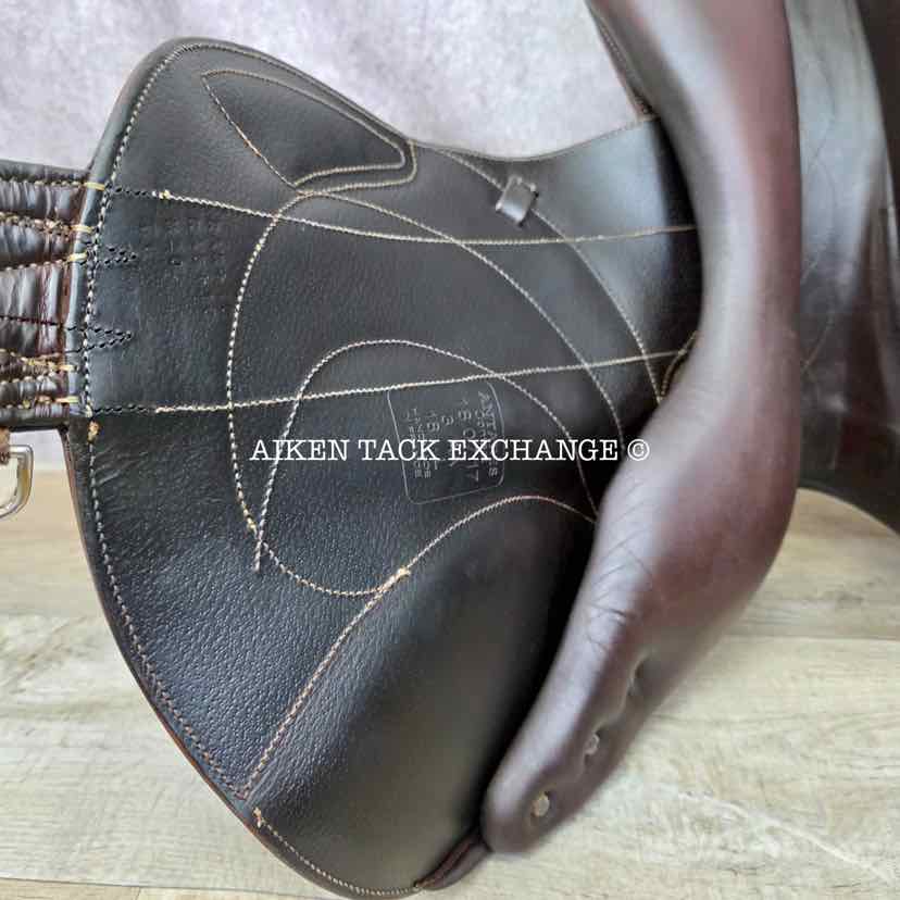 **SOLD** 2018 Antares Contact Monoflap Jump Saddle, 18" Seat, 3AA Flap, Medium Wide Tree, Foam Panels, Full Buffalo Leather