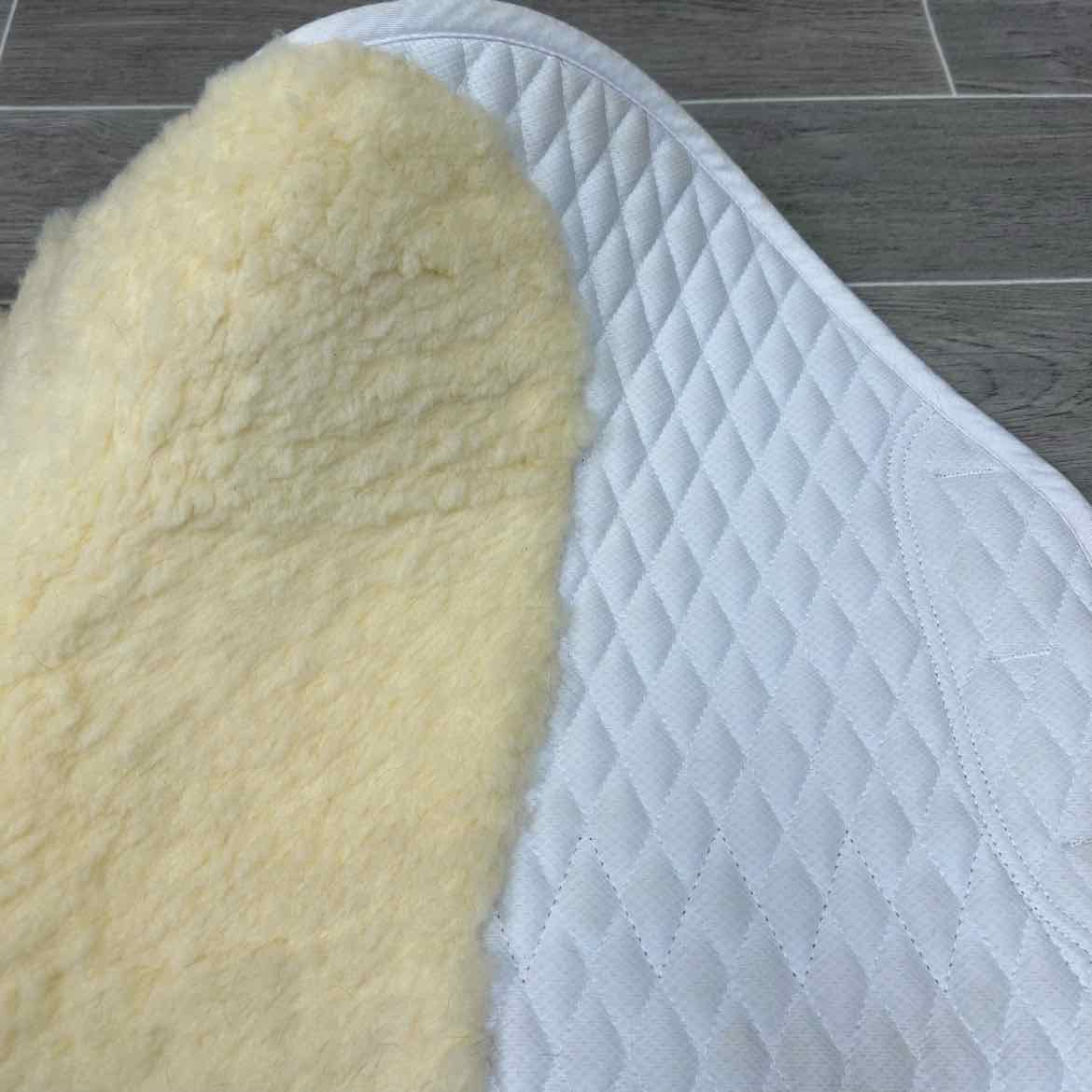 Stubben Streamline Sheepskin Close Contact All Purpose Saddle Pad