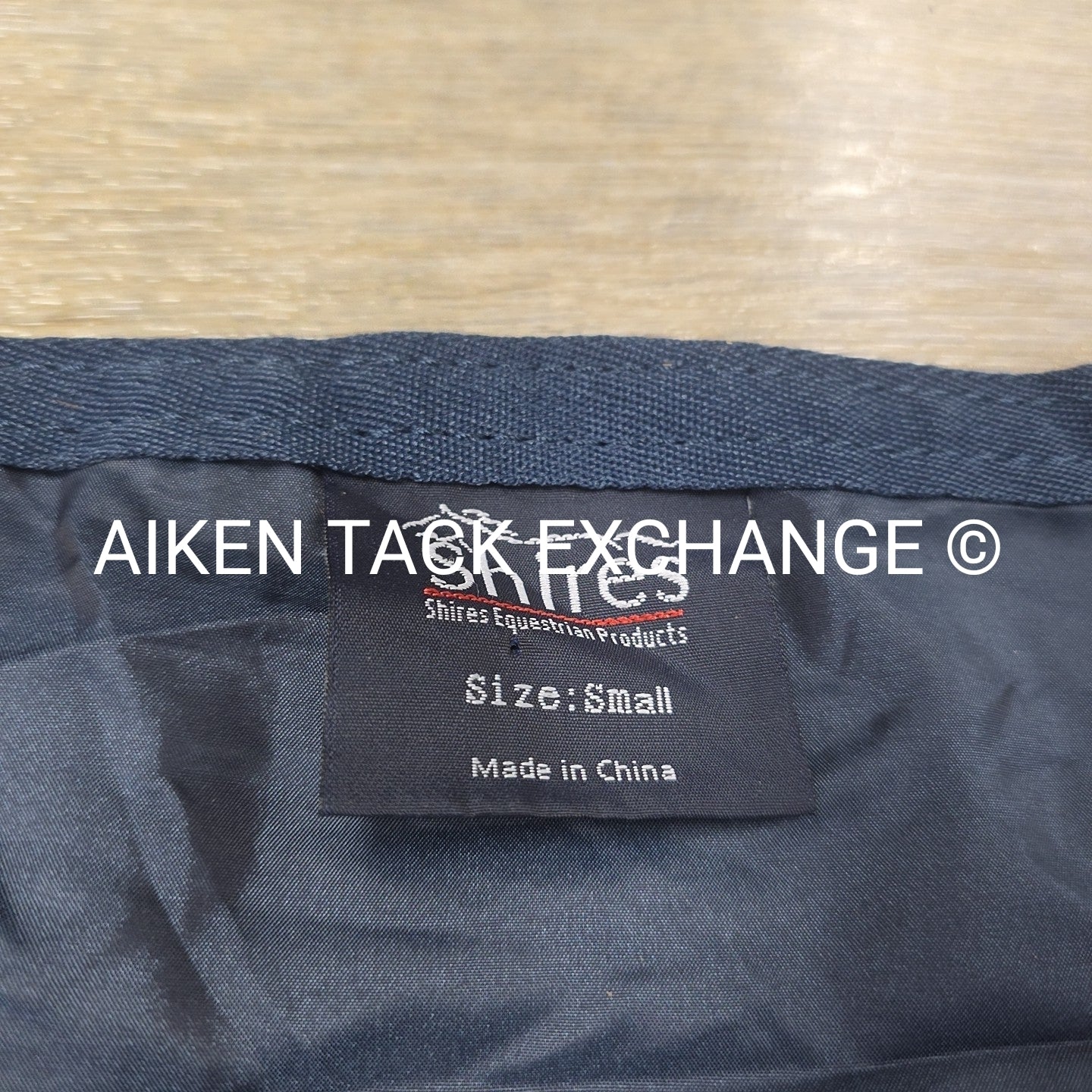Shires Satin Anti-Rub Blanket Bib, Size Small