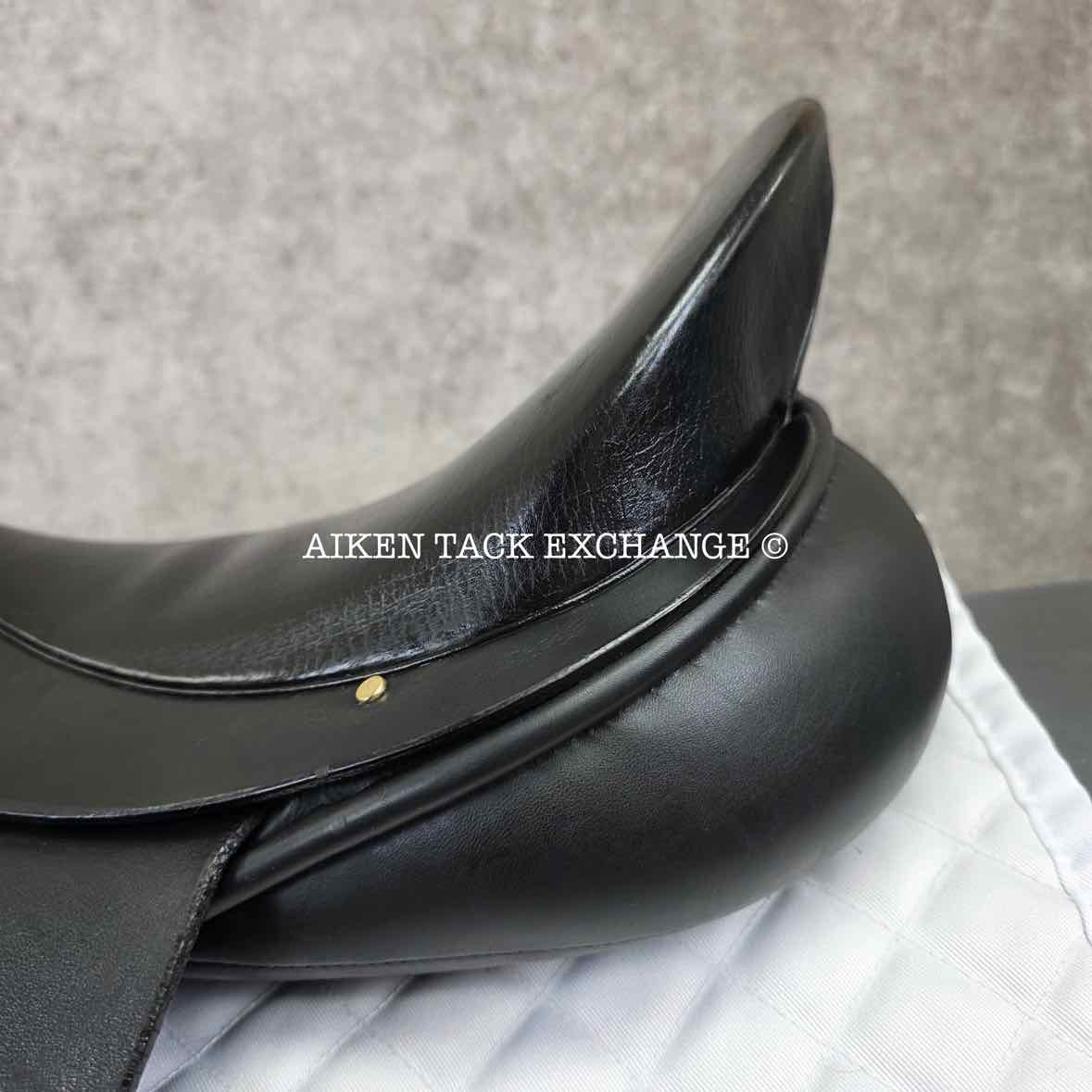 Albion SLK Dressage Saddle, 18" Seat, Medium Wide Tree, Wool Flocked Panels