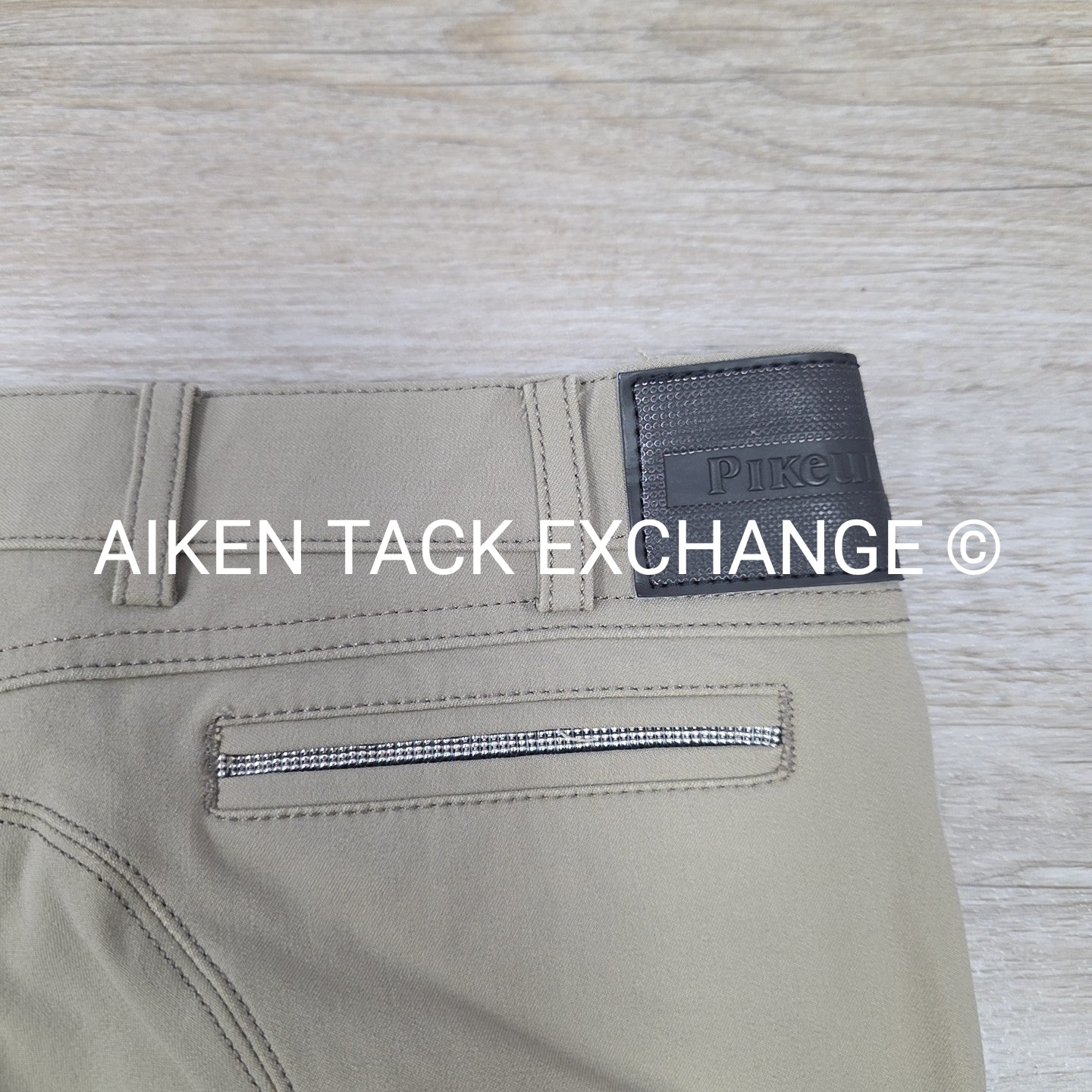 Pikeur Landy Hunter Knee Patch Breeches, Size 28