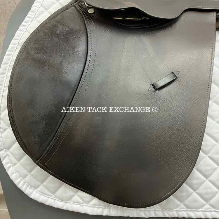 English Close Contact Jump Saddle, 17" Seat, Medium Tree, Foam Panels