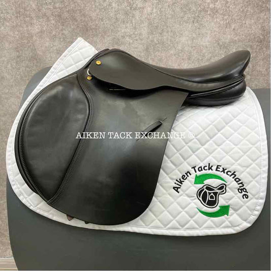 2002 Black Country Close Contact Jump Saddle, 17" Seat, Medium Tree, Wool Flocked Panels
