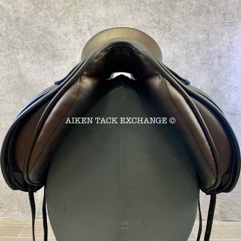 **SOLD** Ryder Legacy Dressage Saddle, 17" Seat, Short Flap, Wide Tree, Wool Flocked Panels