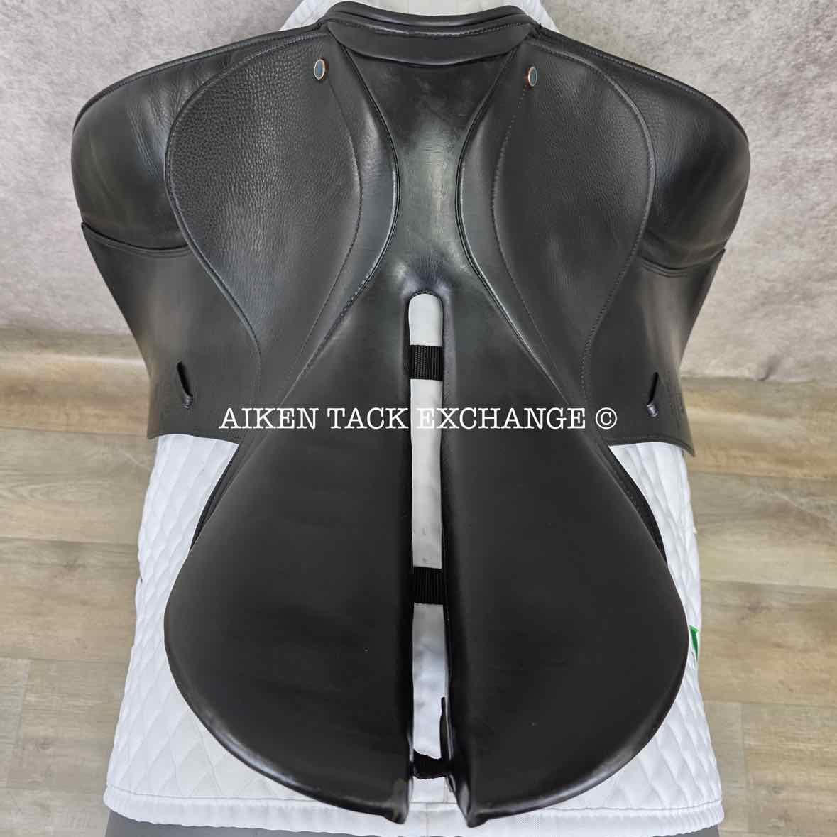 2014 Stubben Aramis Dressage Saddle with Equi-Soft, 18" Seat, 28cm Tree - Medium, Wool Flocked Panels