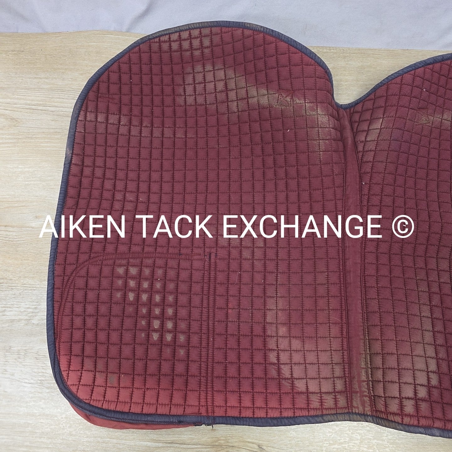 Continental All Purpose Saddle Pad w/ Pockets