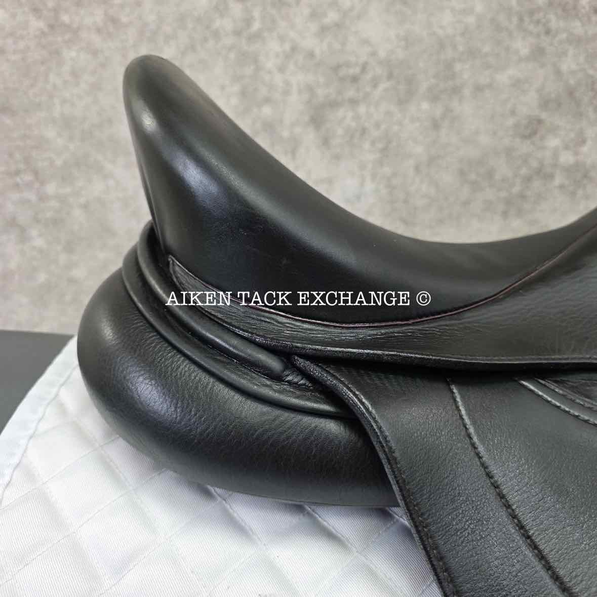2006 DK Saddlery Freedom Monoflap Dressage Saddle, 17" Seat, M/MW Tree, Wool Flocked Panels