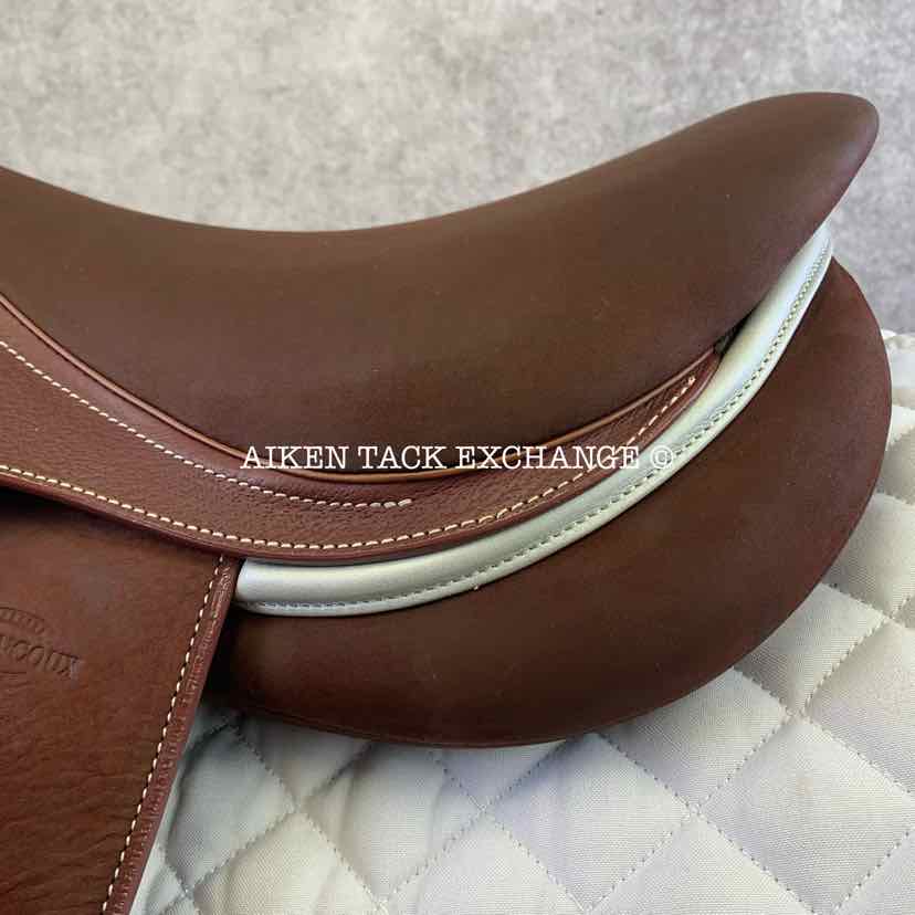 2023 Devoucoux Chiberta K Monoflap Jump Saddle, 16.5" Seat, 0KA Flap, Medium Tree, D3D Panels, Full Buffalo Leather