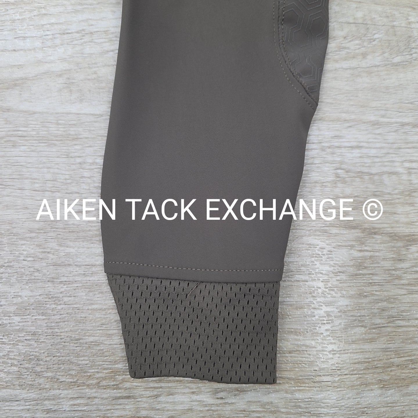 Ariat Tri-Factor Silicone Grip Full Seat Breeches, Size 30 R