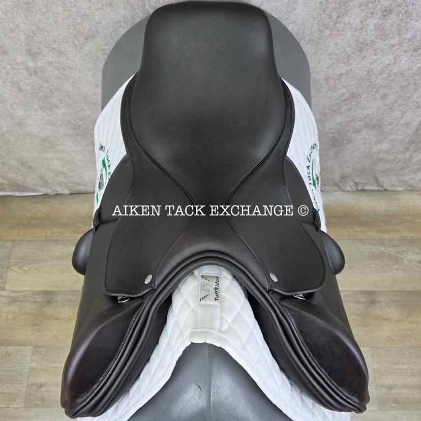 2022 Circuit by Dover Saddlery Premier Monoflap Jump Saddle, 17" Seat, Medium Wide Tree, Wool Flocked Panels