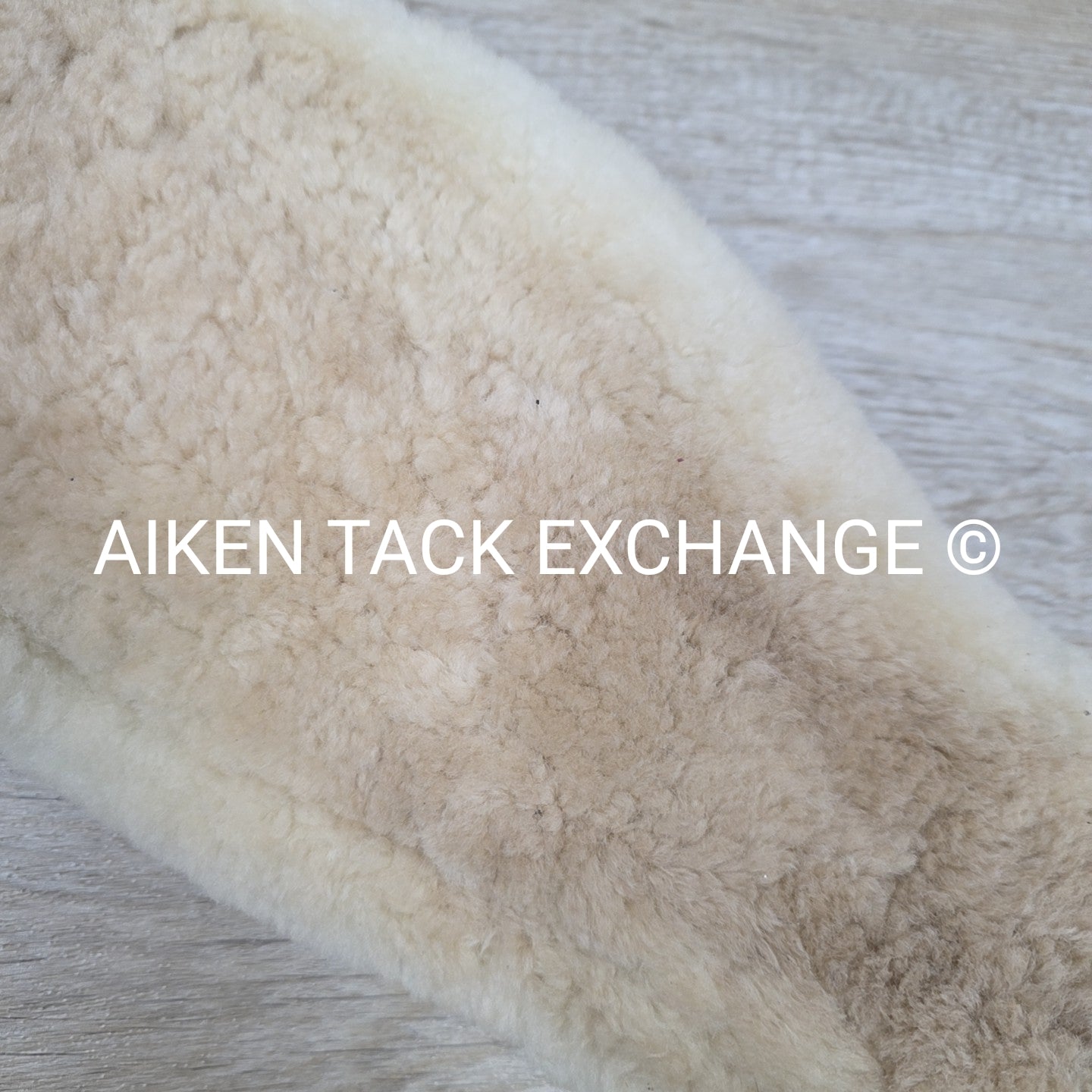 Horze Harleigh Sheepskin Girth, Back, 24"