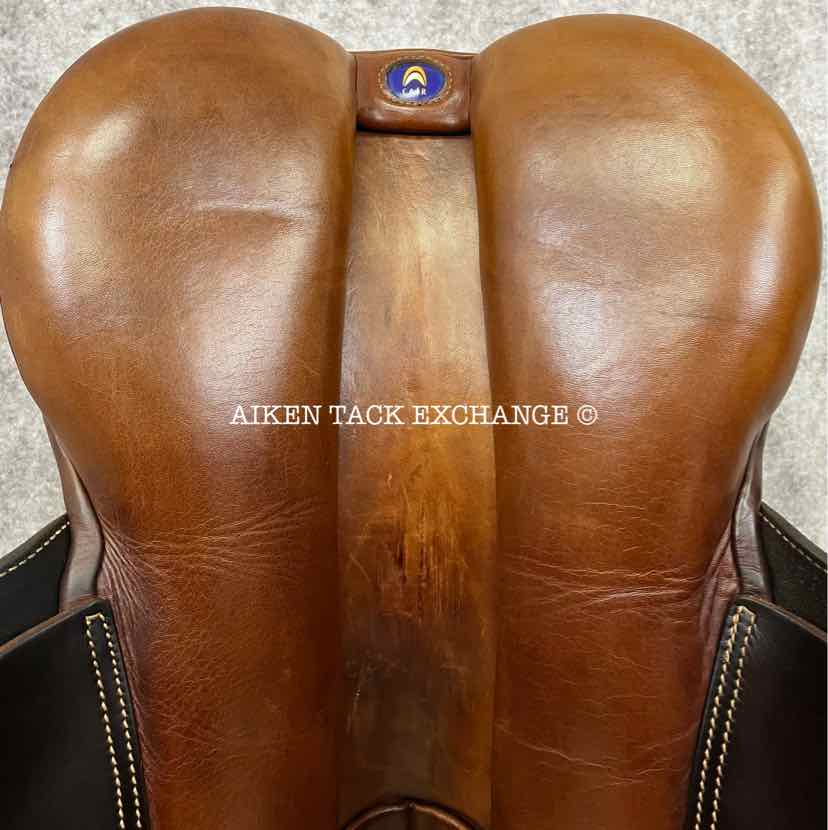 **SOLD** 2008 Bates Close Contact Jump Saddle, 17.5" Seat, Adjustable Tree - Changeable Gullet, CAIR Panels