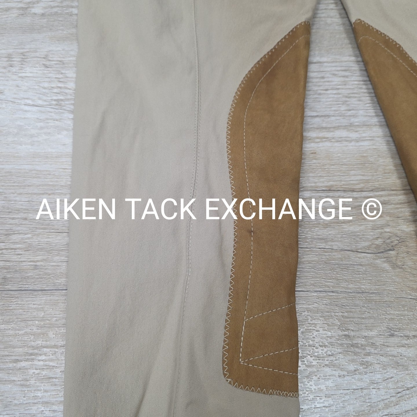 Tailored Sportsman Trophy Hunter Knee Patch Breeches, Size 28 L