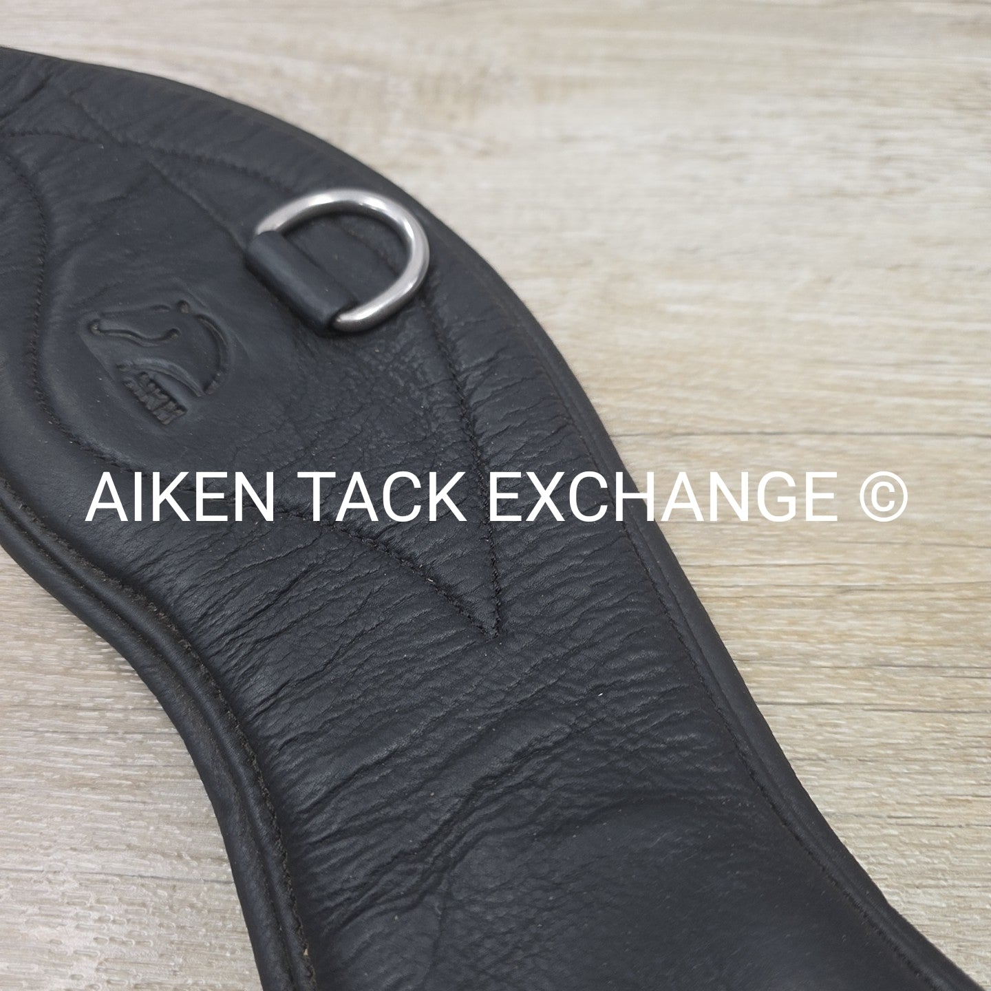 HKM Premium Contour Dressage Girth, Black, 24"
