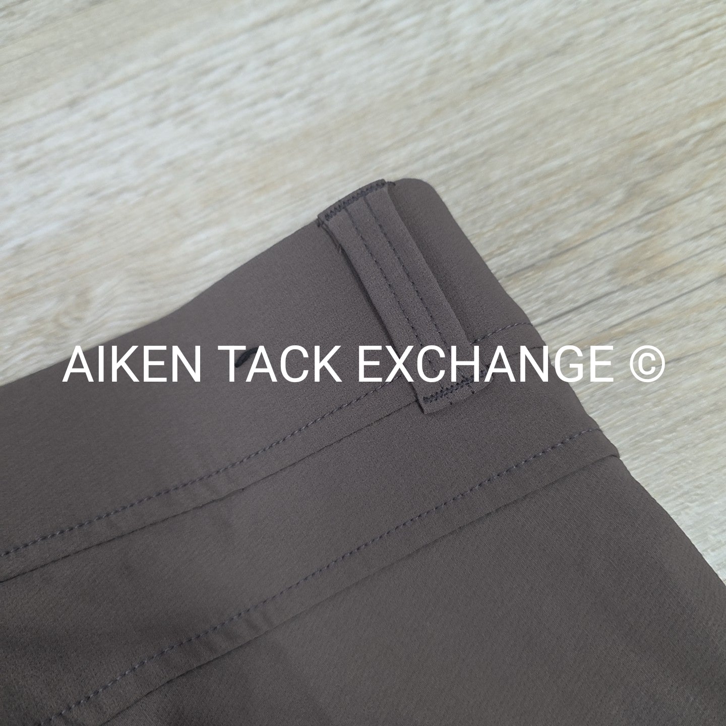 Kerrits Cross Over Knee Patch Breeches, Size Medium