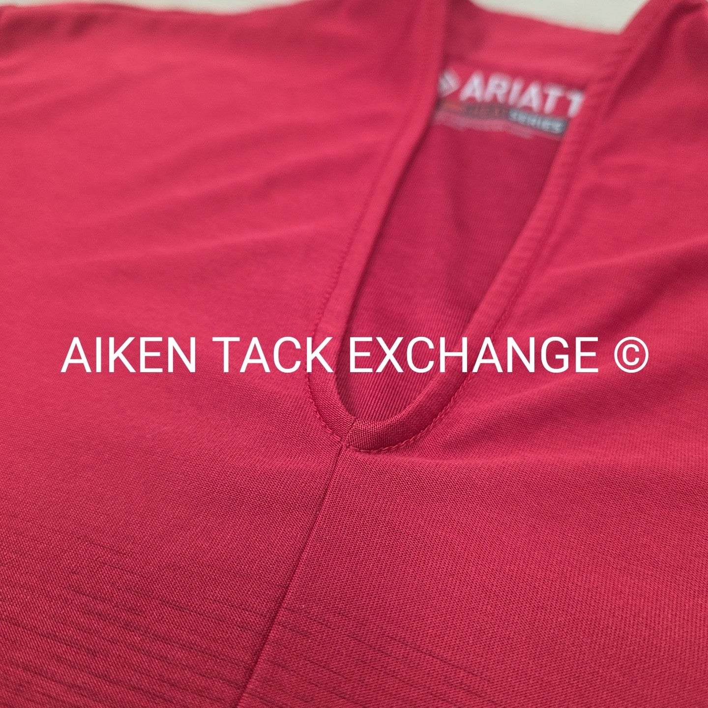 Ariat Heat Series Long Sleeve Top, Size Medium