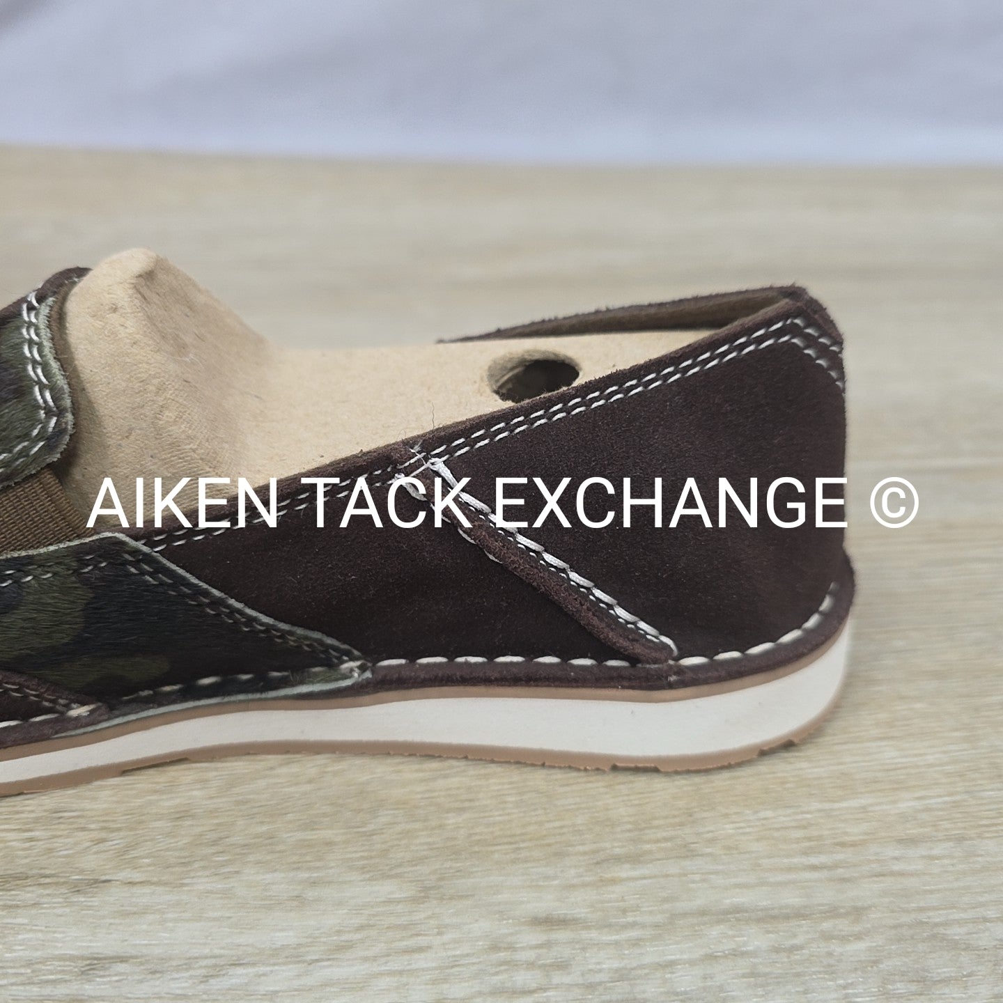 Ariat Chocolate Chip Suede No Se'um Cruisers, Brand New, Size 6.5