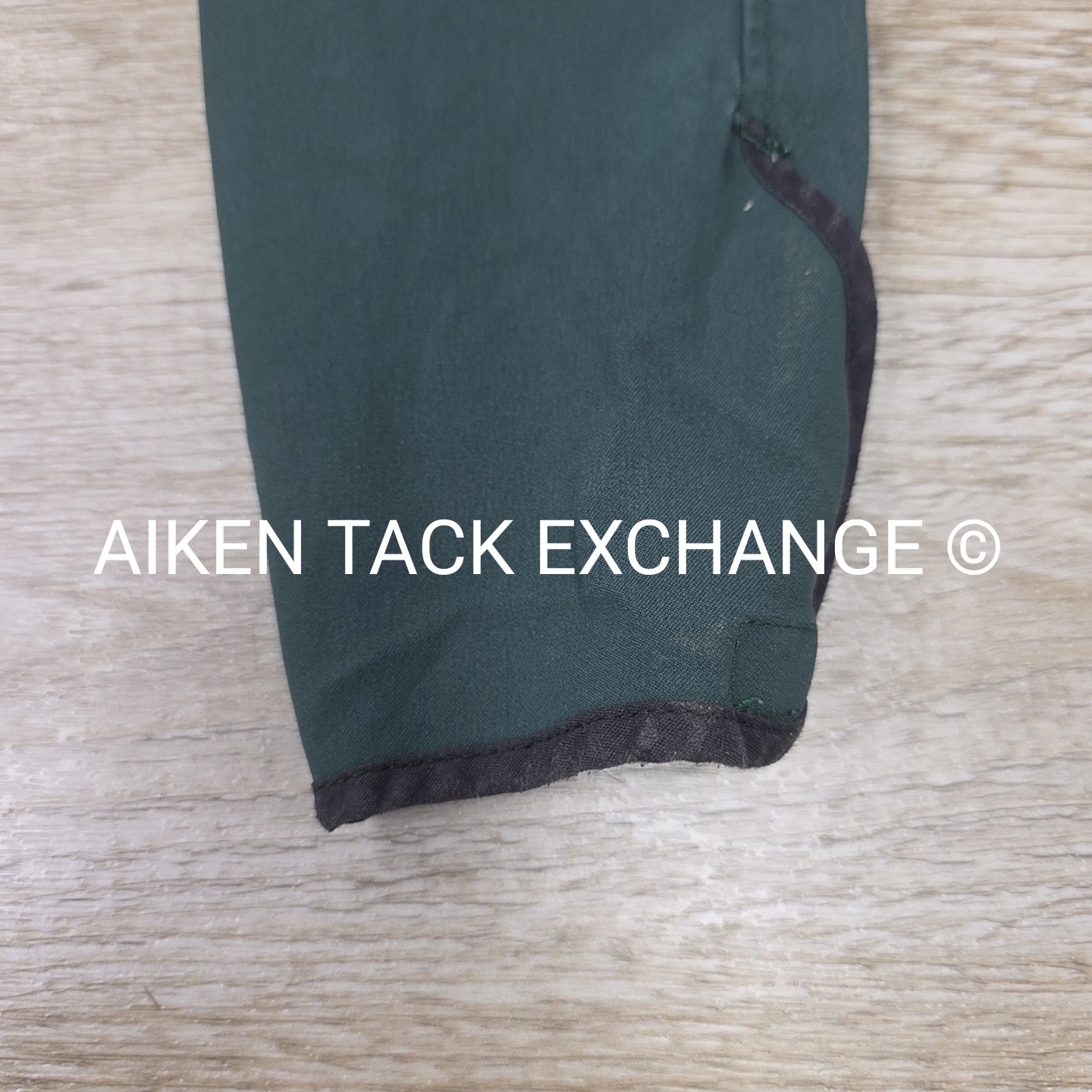 Tailored Sportsman Trophy Hunter Knee Patch Breeches, Size 12