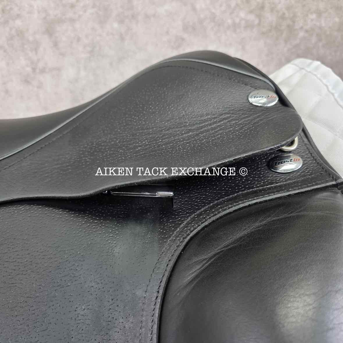 Verhan Trustin Free Shoulder Dressage Saddle, 17.5" Seat, Medium Wide Tree, Wool Flocked Panels