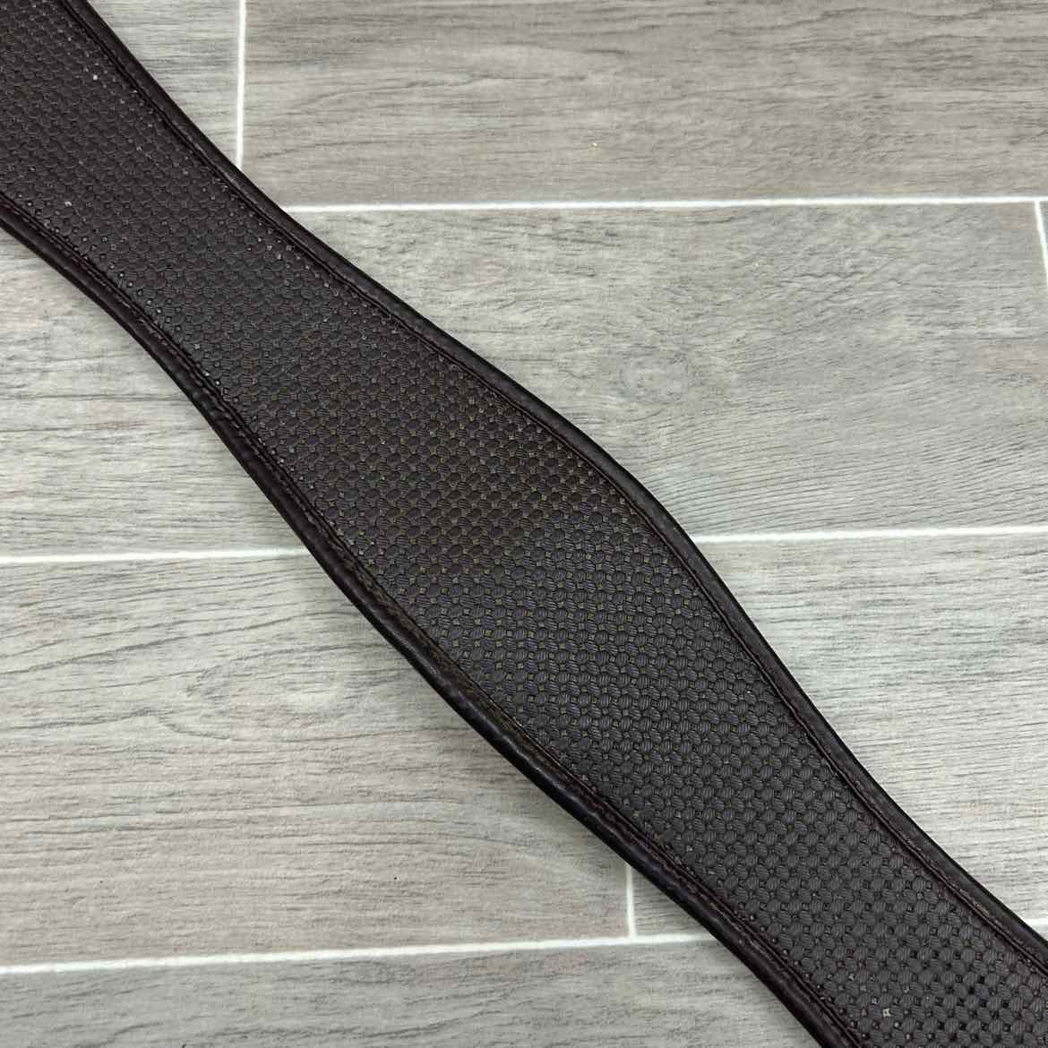 Wintec Chafeless Girth, Brown, 56"