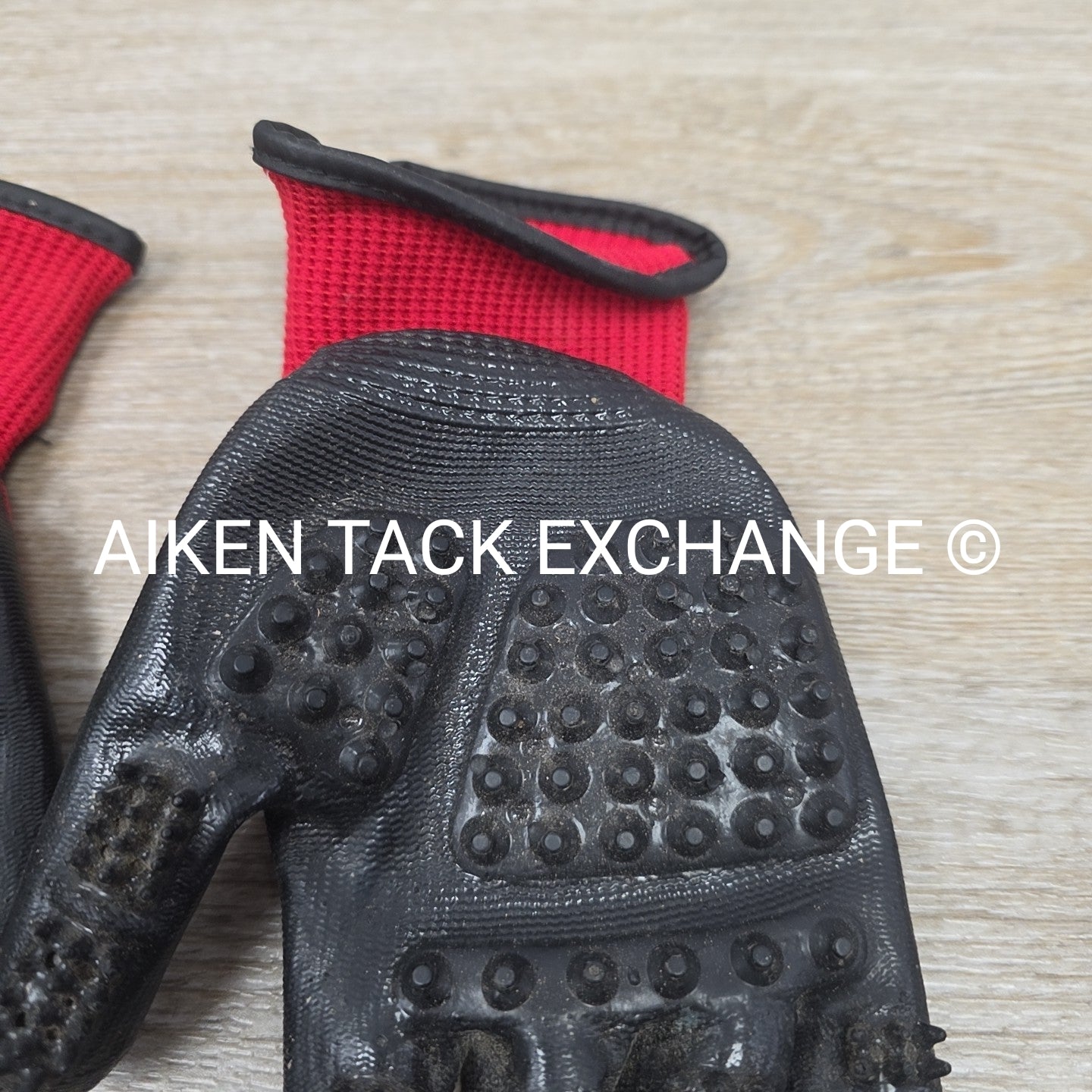 HandsOn Grooming Gloves, Size Medium